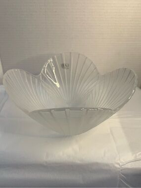 NWT Vintage Mikasa Frosted Crystal Scallop Shell Hostess Bowl Centre Piece Fruit